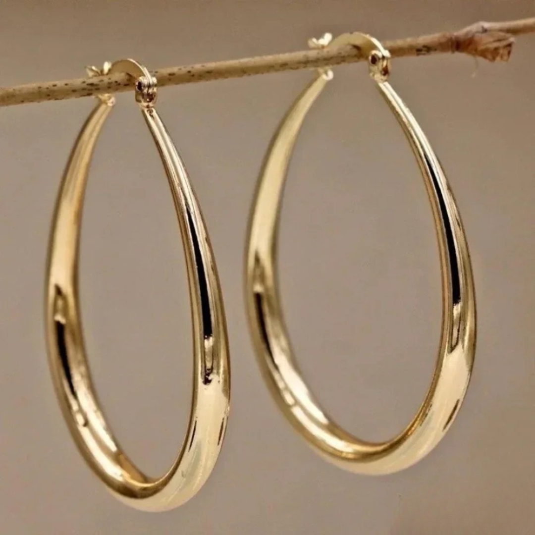 Orecchini a cerchio in oro elegante