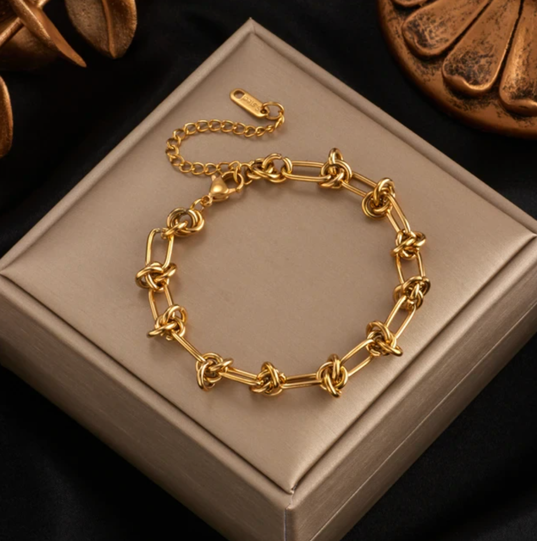 Bracciale in Catena Moderna in Oro 18K Esclusivo