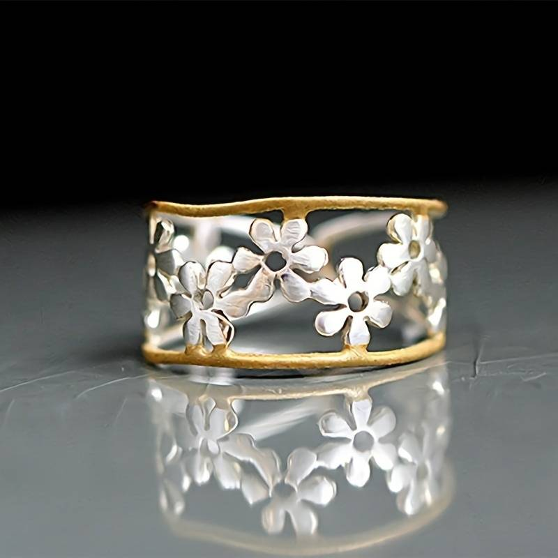 Anello Irregolare con Margherita Vuota
