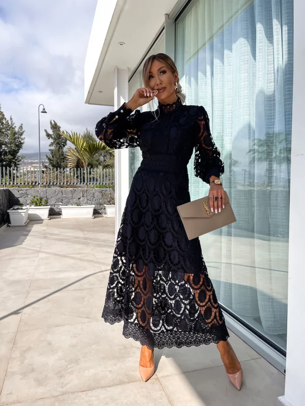 Elaina | Abito midi elegante con dettagli in pizzo
