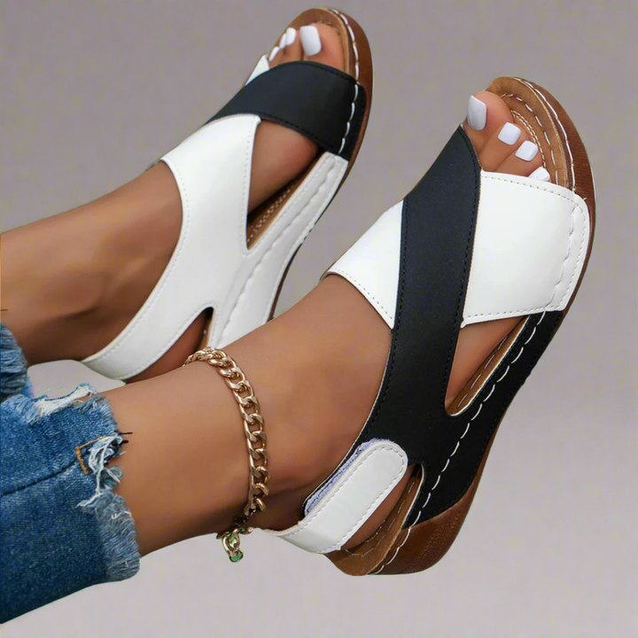 Alwine | Elegante Wedge Hakken in Materiale Premium