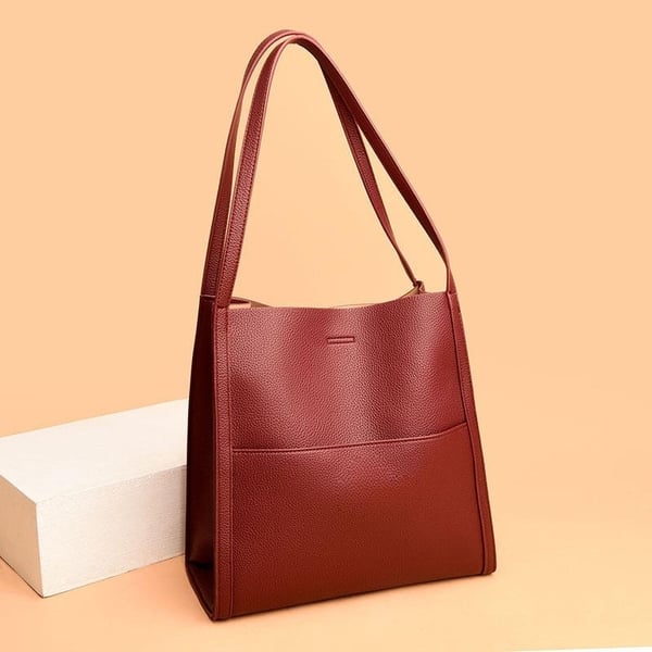 Borsa a spalla in pelle genuina di colore solido e semplice