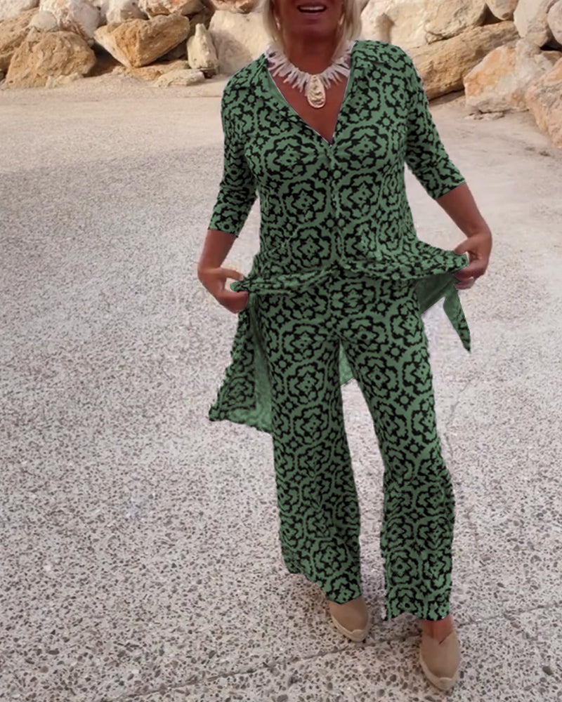 LIVIA | COMPLETO VINTAGE CON STAMPA, COLLETTO E BOTTONI