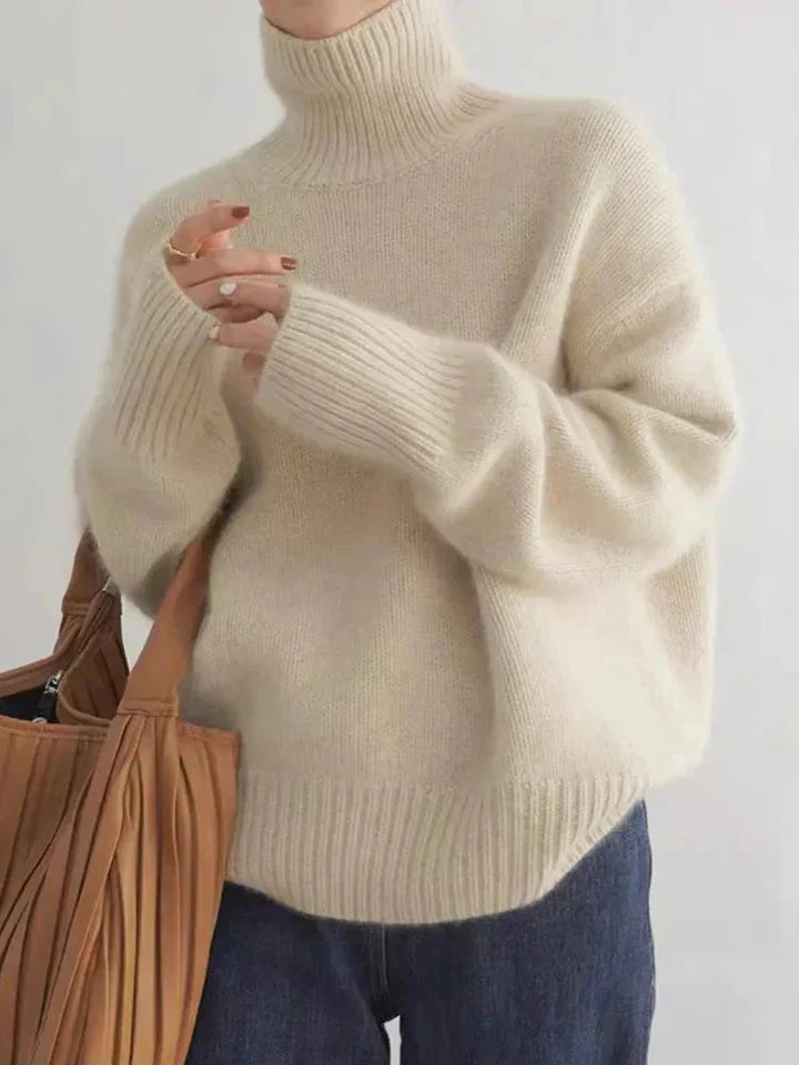 Maglione Collo Alto in Cashmere Morbido ed Elegante
