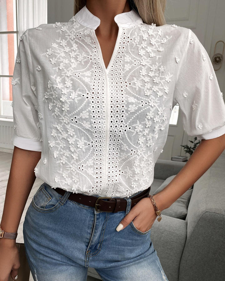 Enid – Blusa con Bottoni Ricamata
