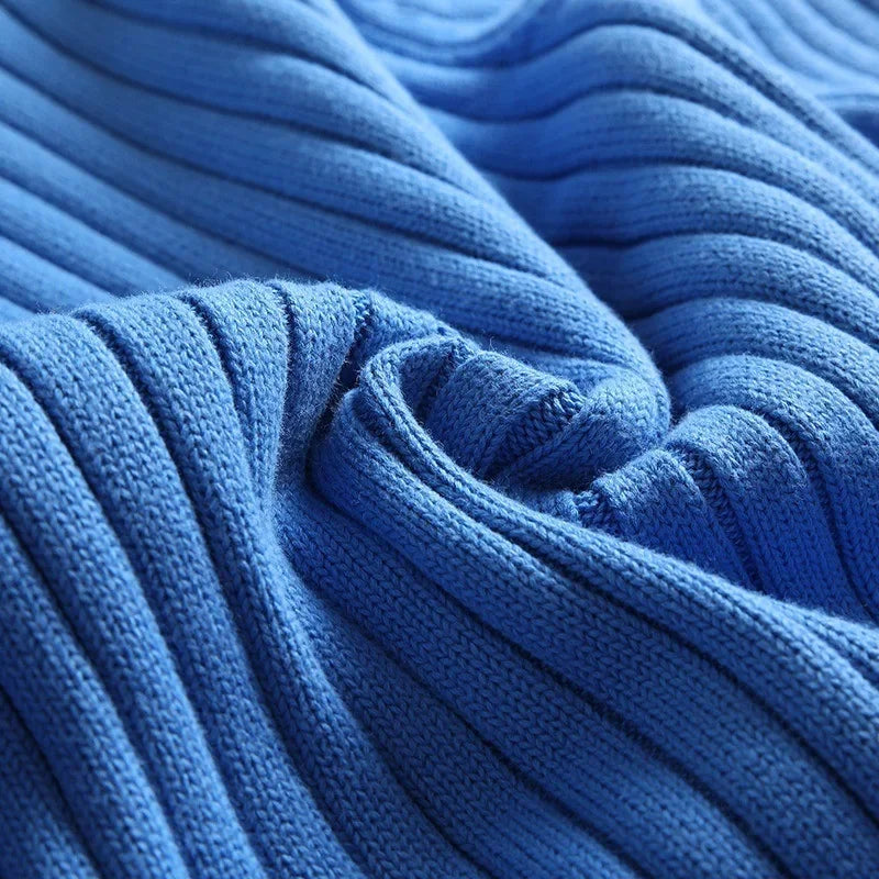 ERIK™ | MAGLIONE A COSTE CON COLLO ALTO