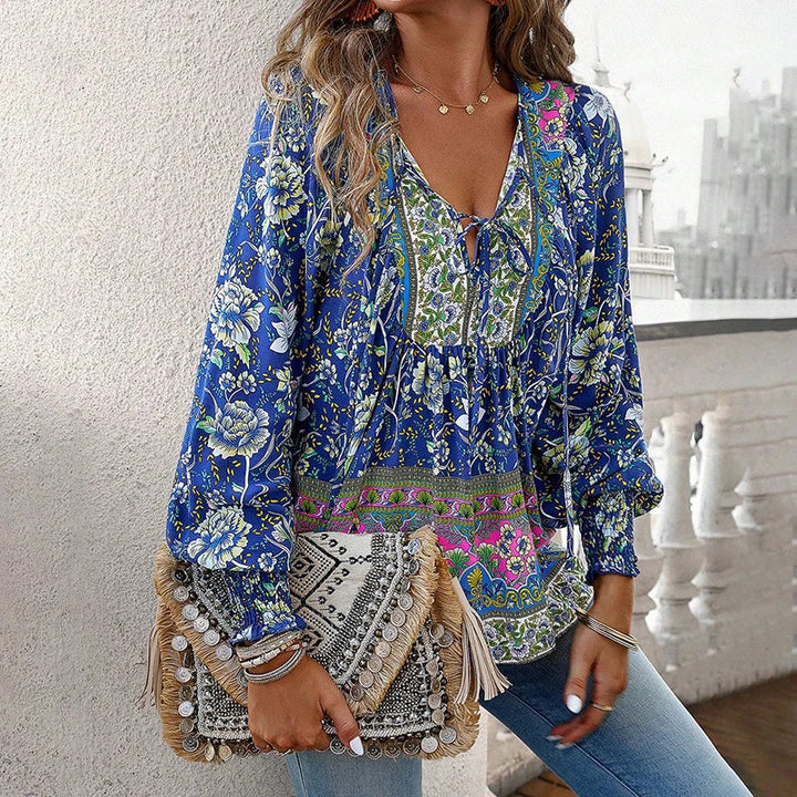 ANIKA I BLOUSE FIORITE E STILOSE