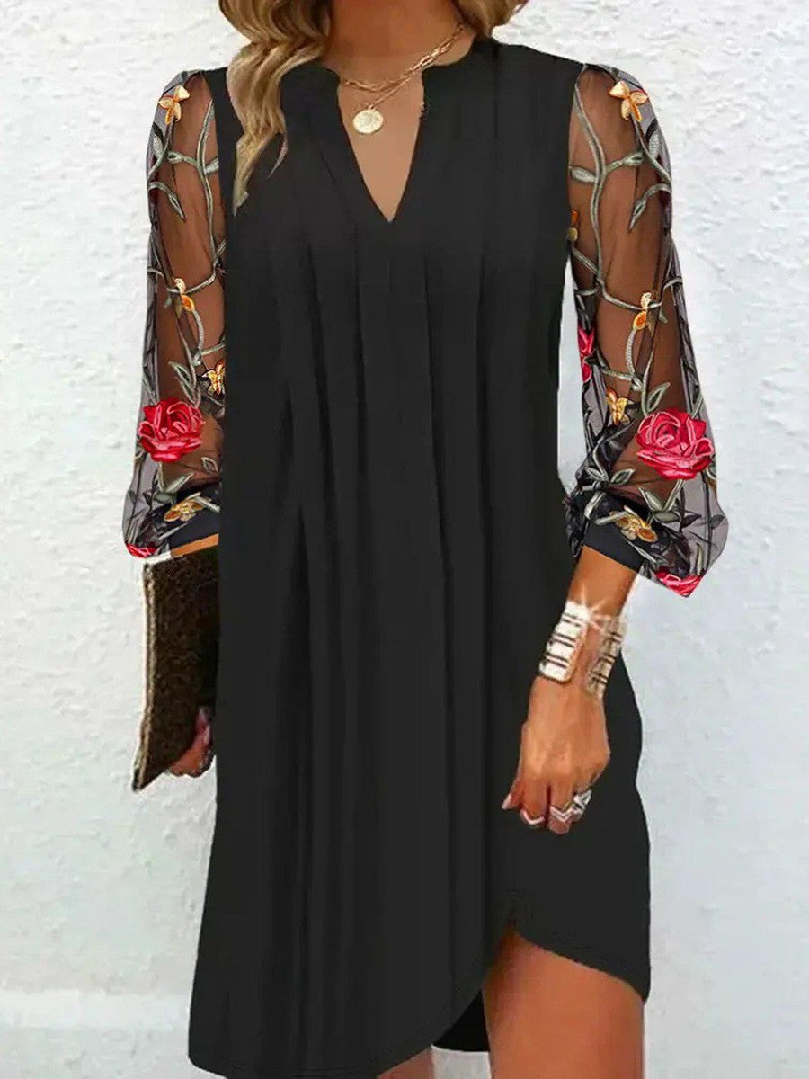 Renée™ | Elegante Minidress con scollatura a V e maniche trasparenti