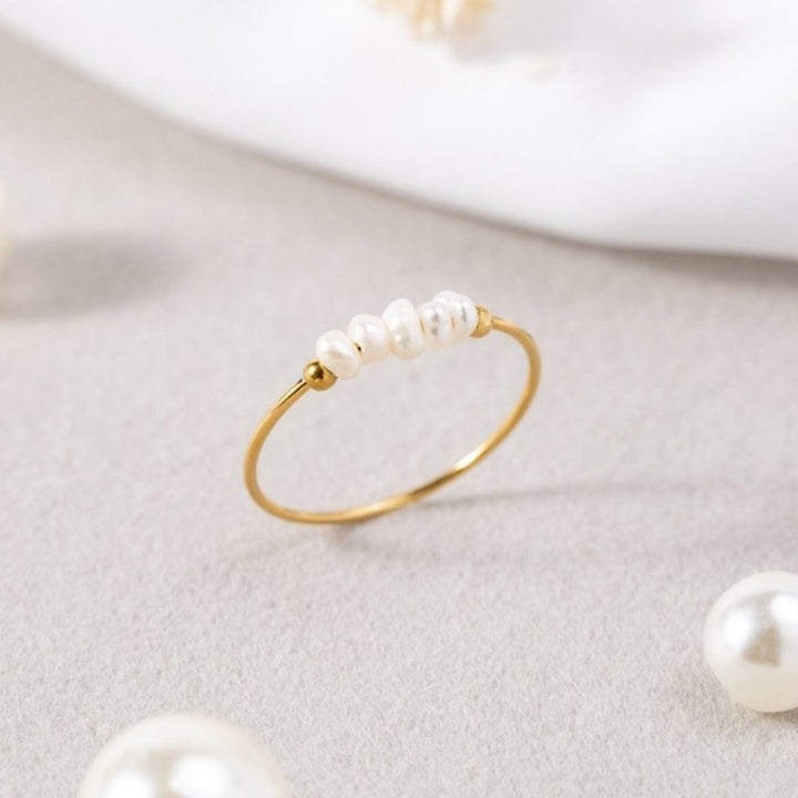 Anello Classico con Pera d'Acqua Dolce