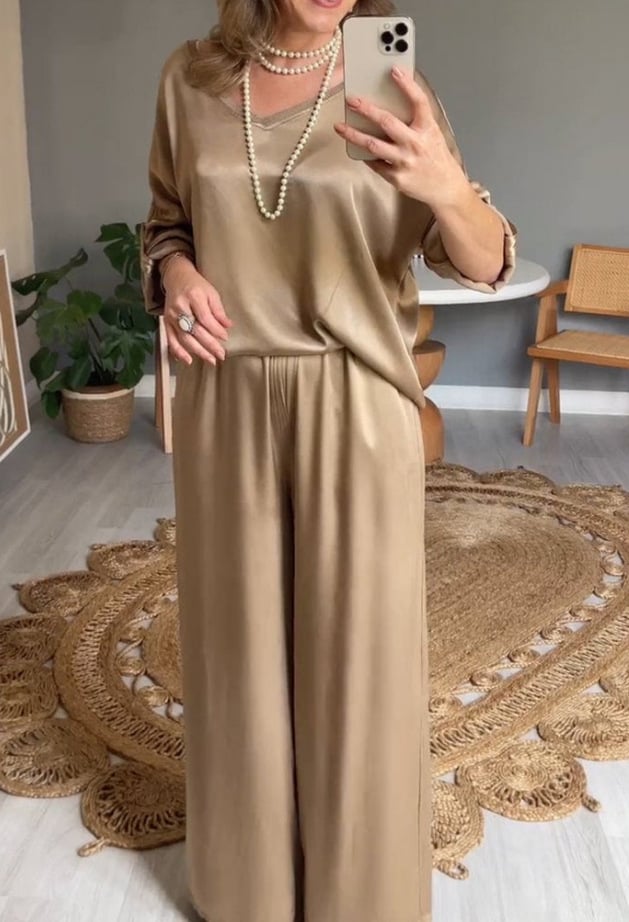 PATRIZIA | Completo Satinato Elegante con Vestibilità Fluida per Stile Chic e Comfort Quotidiano