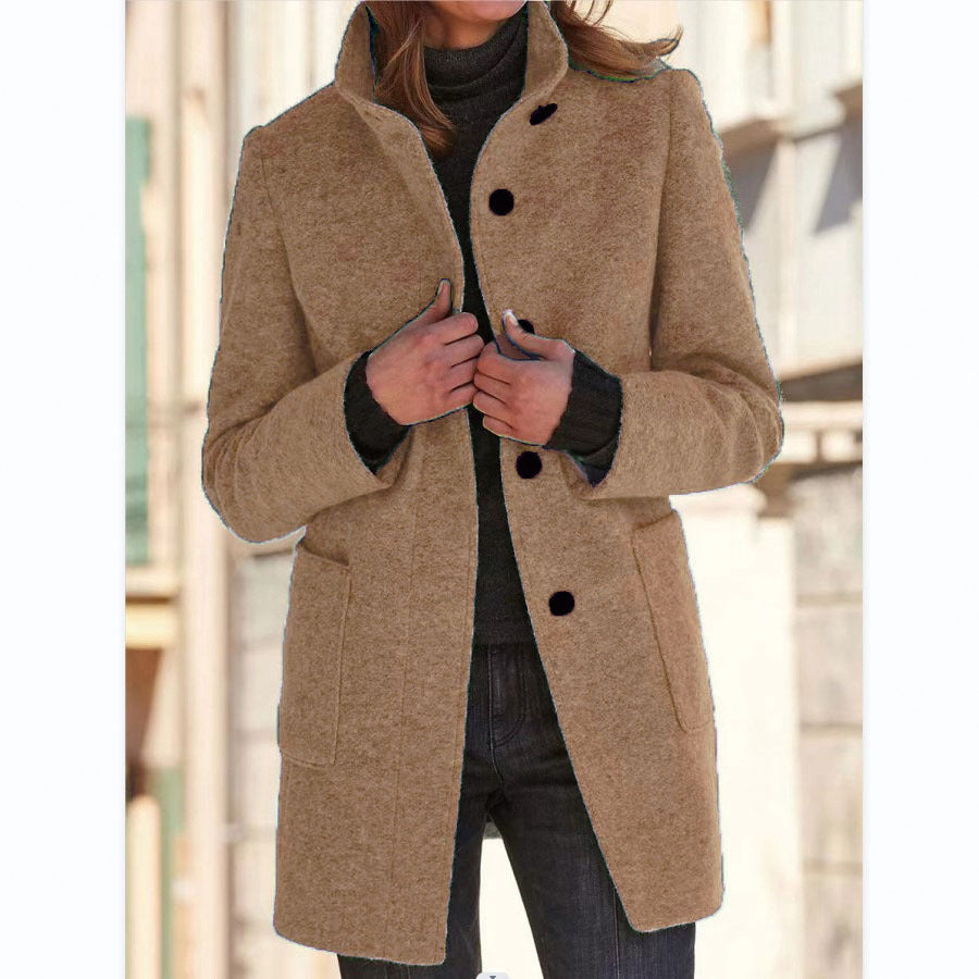 Vintora™ – Giacca a vento retro da donna con bottoni e colletto alto