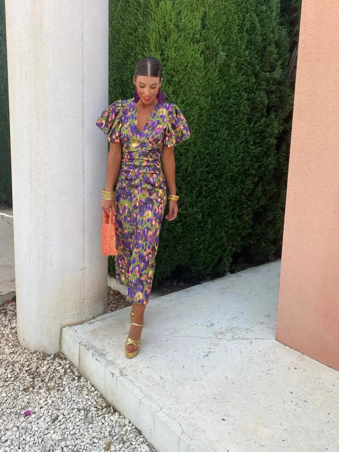 Arielle - Abito midi colorato con maniche plissettate